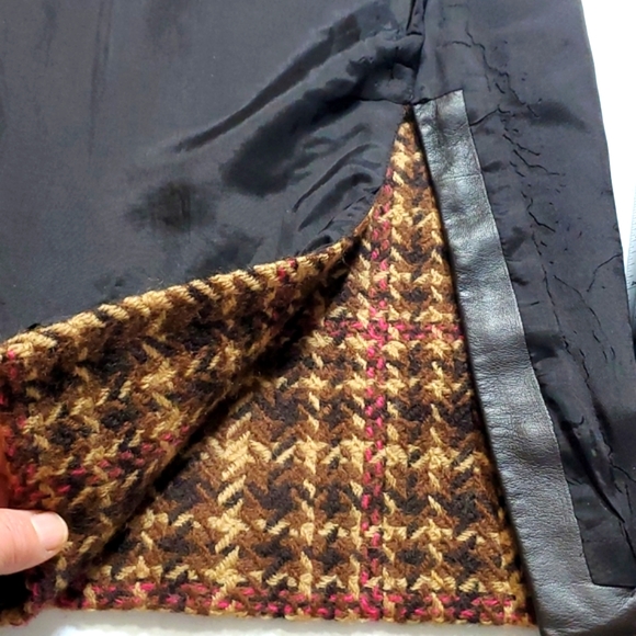 Etcetera wool skirt and leathe warn size 8 Very good condition for any occasion - Picture 14 of 17